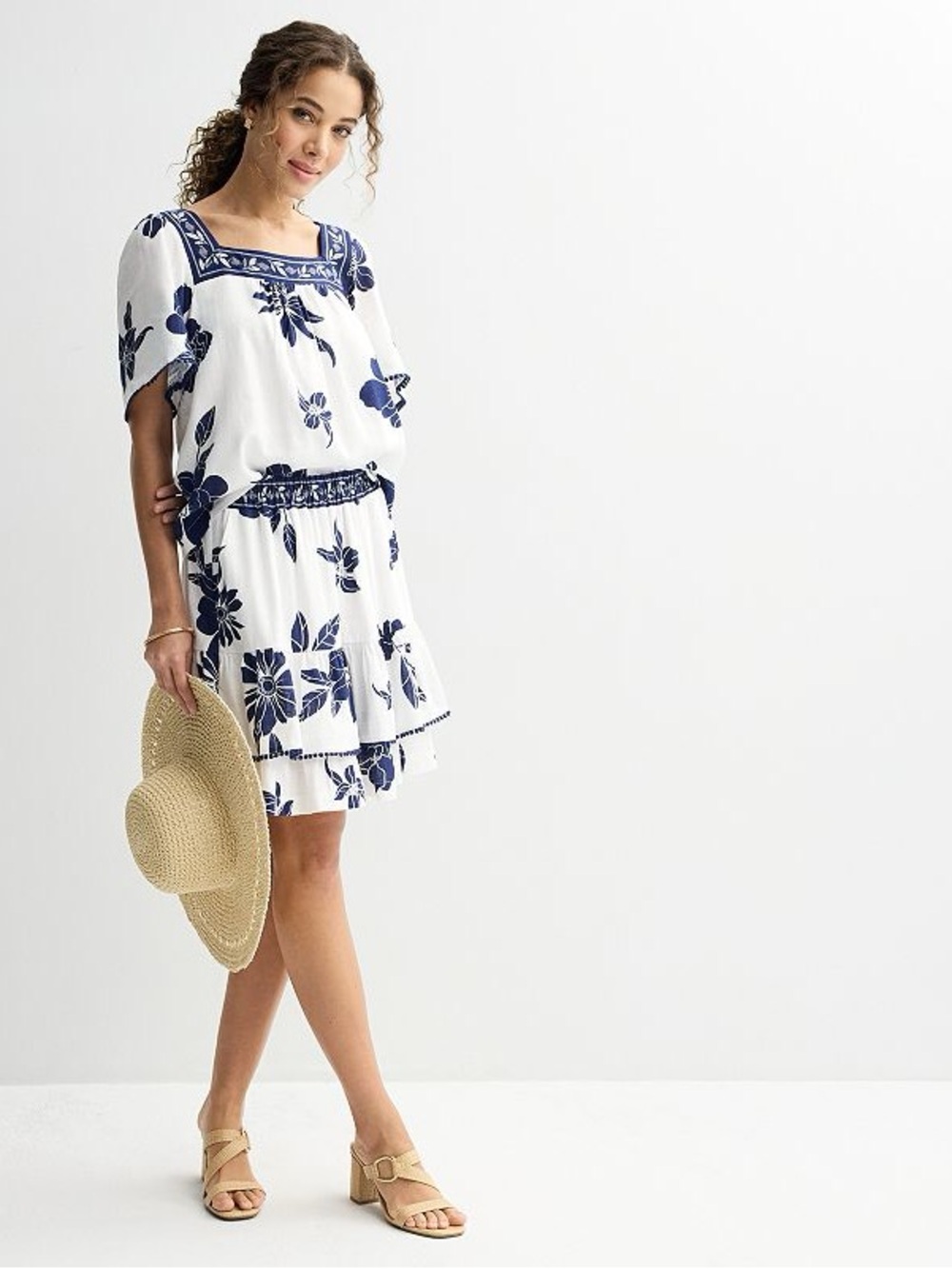 Draper James Costal Grandmother Resortwear Southern Belle Cottagecore Set